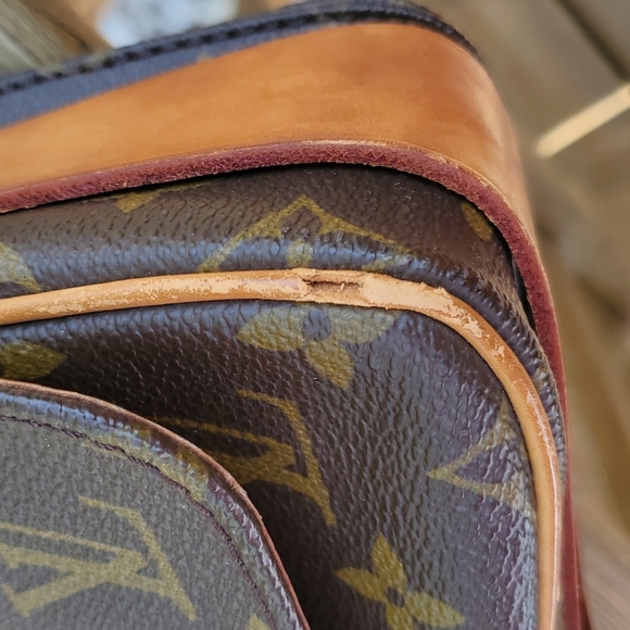 💥💥SOLD💥💥Louis Viutton CARTOUCHIERE - Picture 15 of 17